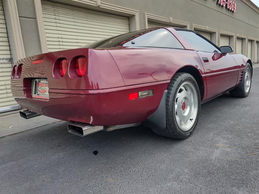 1993 Chevrolet Corvette 2dr Coupe Hatchback, available for sale in Wantagh, New York | Alpine Motors Inc. Wantagh, New York 1993 Chevrolet Corvette 2dr Coupe Hatchback, available for sale in Wantagh, New York | Alpine Motors Inc. Wantagh, New York