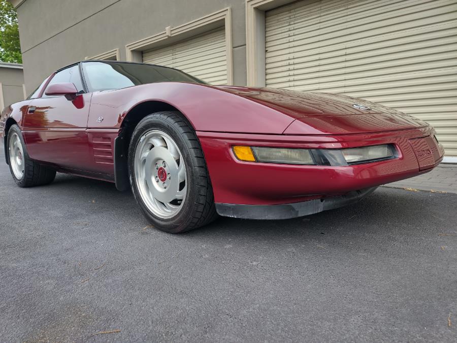 1993 Chevrolet Corvette 2dr Coupe Hatchback, available for sale in Wantagh, New York | Alpine Motors Inc. Wantagh, New York 1993 Chevrolet Corvette 2dr Coupe Hatchback, available for sale in Wantagh, New York | Alpine Motors Inc. Wantagh, New York