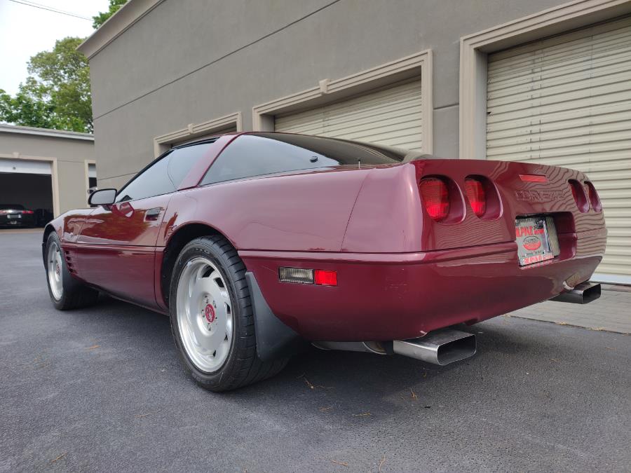 1993 Chevrolet Corvette 2dr Coupe Hatchback, available for sale in Wantagh, New York | Alpine Motors Inc. Wantagh, New York 1993 Chevrolet Corvette 2dr Coupe Hatchback, available for sale in Wantagh, New York | Alpine Motors Inc. Wantagh, New York