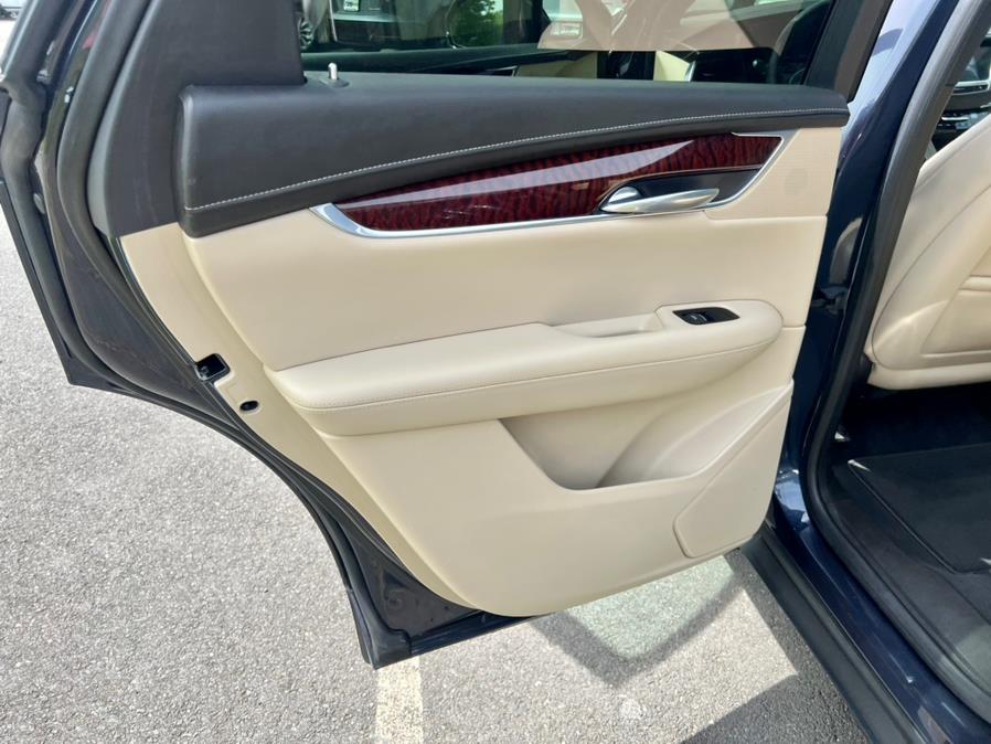 2018 Cadillac XT5 AWD 4dr Luxury, available for sale in Berlin, Connecticut | Tru Auto Mall. Berlin, Connecticut 2018 Cadillac XT5 AWD 4dr Luxury, available for sale in Berlin, Connecticut | Tru Auto Mall. Berlin, Connecticut
