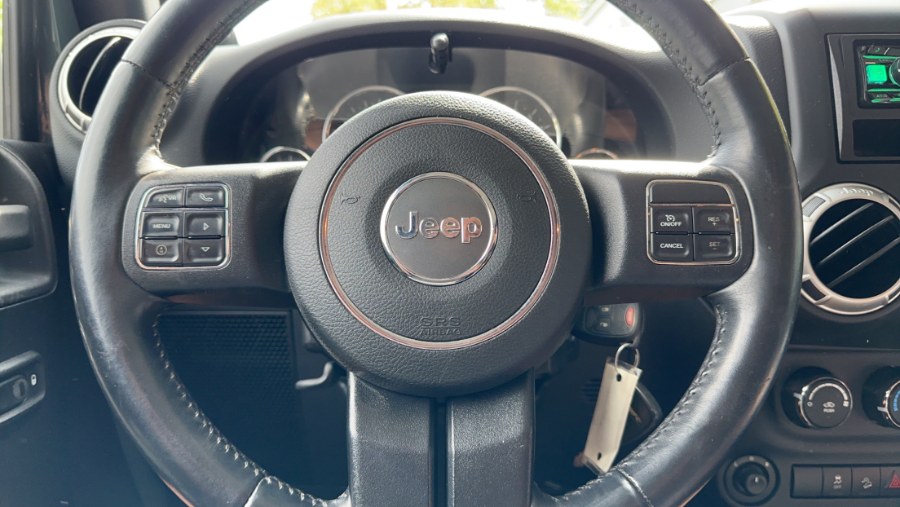 2014 Jeep Wrangler Unlimited 4WD 4dr Sahara, available for sale in Waterbury, Connecticut | West End Automotive Center. Waterbury, Connecticut 2014 Jeep Wrangler Unlimited 4WD 4dr Sahara, available for sale in Waterbury, Connecticut | West End Automotive Center. Waterbury, Connecticut