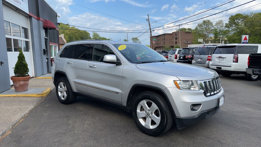 2011 Jeep Grand Cherokee 4WD 4dr Laredo, available for sale in Waterbury, Connecticut | West End Automotive Center. Waterbury, Connecticut 2011 Jeep Grand Cherokee 4WD 4dr Laredo, available for sale in Waterbury, Connecticut | West End Automotive Center. Waterbury, Connecticut