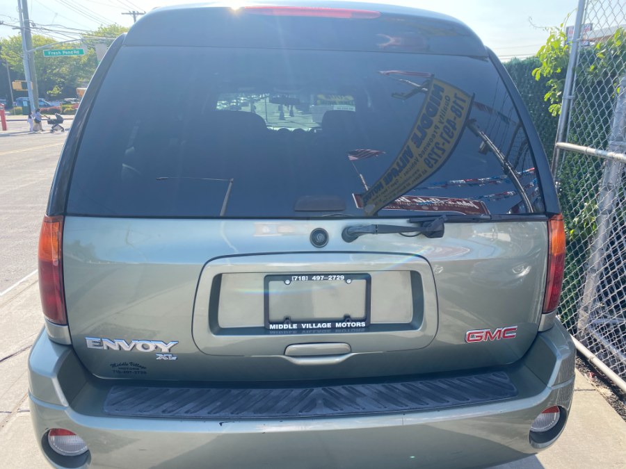 2004 GMC Envoy XL 4dr 4WD SLE, available for sale in Middle Village, New York | Middle Village Motors . Middle Village, New York 2004 GMC Envoy XL 4dr 4WD SLE, available for sale in Middle Village, New York | Middle Village Motors . Middle Village, New York