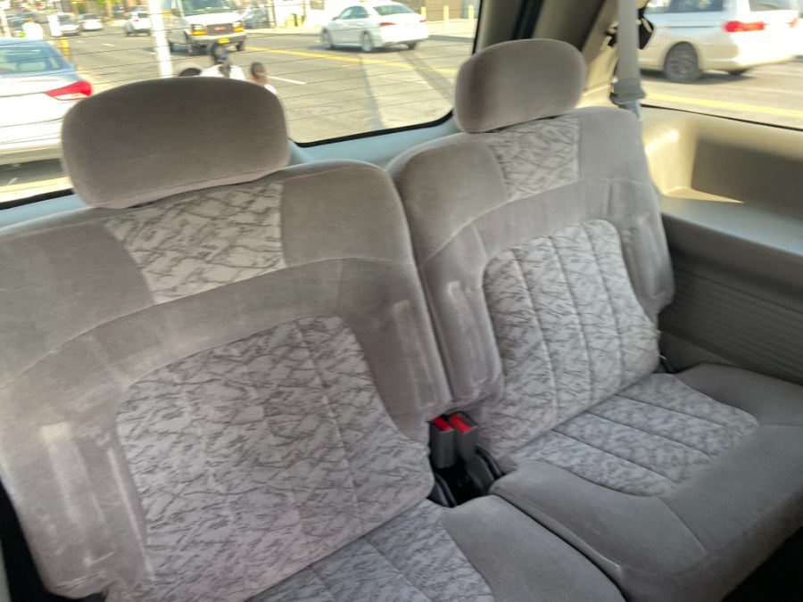 2004 GMC Envoy XL 4dr 4WD SLE, available for sale in Middle Village, New York | Middle Village Motors . Middle Village, New York 2004 GMC Envoy XL 4dr 4WD SLE, available for sale in Middle Village, New York | Middle Village Motors . Middle Village, New York