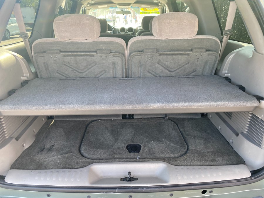 2004 GMC Envoy XL 4dr 4WD SLE, available for sale in Middle Village, New York | Middle Village Motors . Middle Village, New York 2004 GMC Envoy XL 4dr 4WD SLE, available for sale in Middle Village, New York | Middle Village Motors . Middle Village, New York