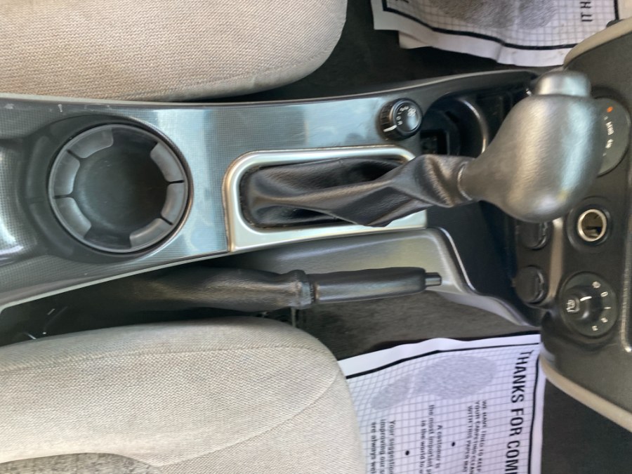 2004 GMC Envoy XL 4dr 4WD SLE, available for sale in Middle Village, New York | Middle Village Motors . Middle Village, New York 2004 GMC Envoy XL 4dr 4WD SLE, available for sale in Middle Village, New York | Middle Village Motors . Middle Village, New York