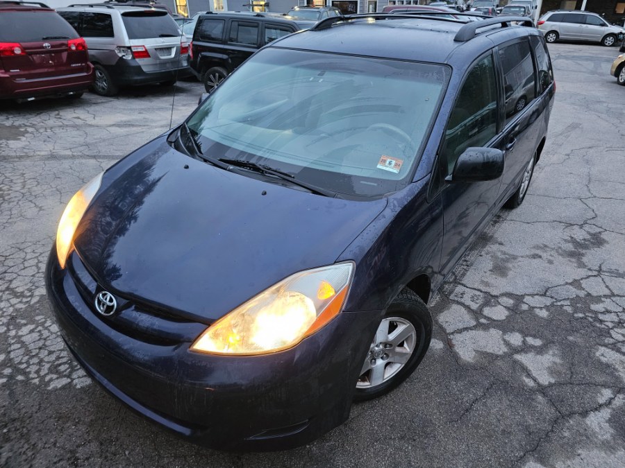 2007 Toyota Sienna 5dr 8-Passenger Van LE FWD, available for sale in Auburn, New Hampshire | ODA Auto Precision LLC. Auburn, New Hampshire 2007 Toyota Sienna 5dr 8-Passenger Van LE FWD, available for sale in Auburn, New Hampshire | ODA Auto Precision LLC. Auburn, New Hampshire