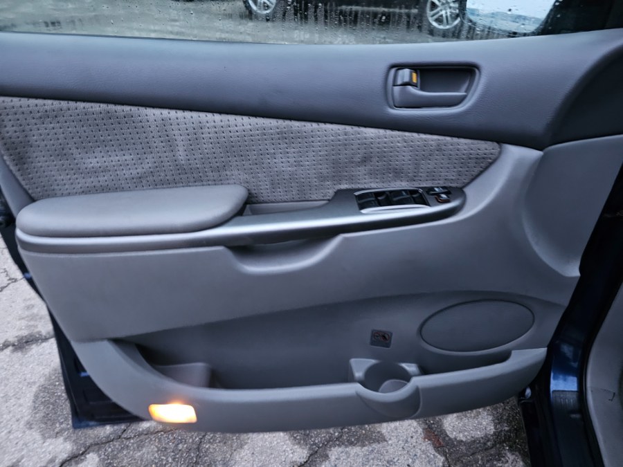 2007 Toyota Sienna 5dr 8-Passenger Van LE FWD, available for sale in Auburn, New Hampshire | ODA Auto Precision LLC. Auburn, New Hampshire 2007 Toyota Sienna 5dr 8-Passenger Van LE FWD, available for sale in Auburn, New Hampshire | ODA Auto Precision LLC. Auburn, New Hampshire