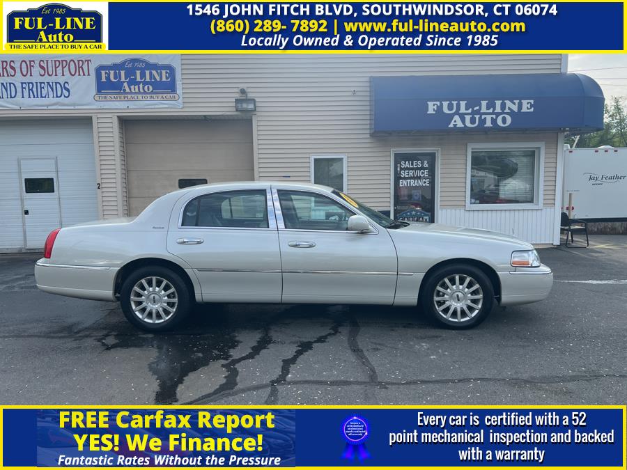 2006 Lincoln Town Car 4dr Sdn Signature, available for sale in South Windsor , Connecticut | Ful-line Auto LLC. South Windsor , Connecticut