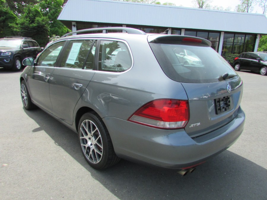2011 Volkswagen Jetta SportWagen 4dr Auto S, available for sale in East Windsor, Connecticut | United Auto Sales of E Windsor, Inc. East Windsor, Connecticut 2011 Volkswagen Jetta SportWagen 4dr Auto S, available for sale in East Windsor, Connecticut | United Auto Sales of E Windsor, Inc. East Windsor, Connecticut