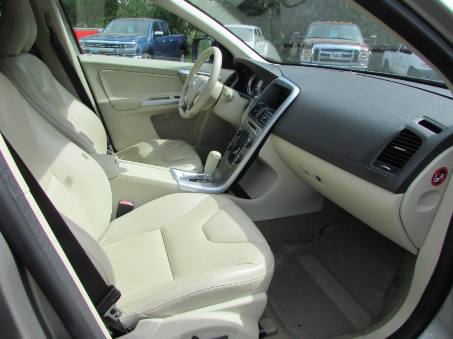 2012 Volvo XC60 AWD 4dr 3.0L Premier Plus, available for sale in East Windsor, Connecticut | United Auto Sales of E Windsor, Inc. East Windsor, Connecticut 2012 Volvo XC60 AWD 4dr 3.0L Premier Plus, available for sale in East Windsor, Connecticut | United Auto Sales of E Windsor, Inc. East Windsor, Connecticut