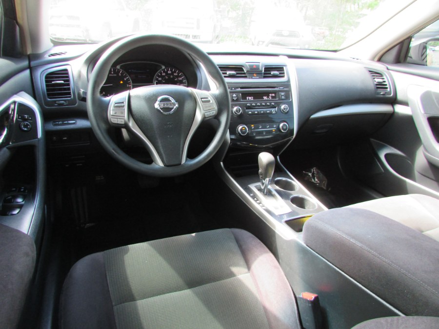 2013 Nissan Altima 4dr Sdn I4 2.5 S, available for sale in East Windsor, Connecticut | United Auto Sales of E Windsor, Inc. East Windsor, Connecticut 2013 Nissan Altima 4dr Sdn I4 2.5 S, available for sale in East Windsor, Connecticut | United Auto Sales of E Windsor, Inc. East Windsor, Connecticut