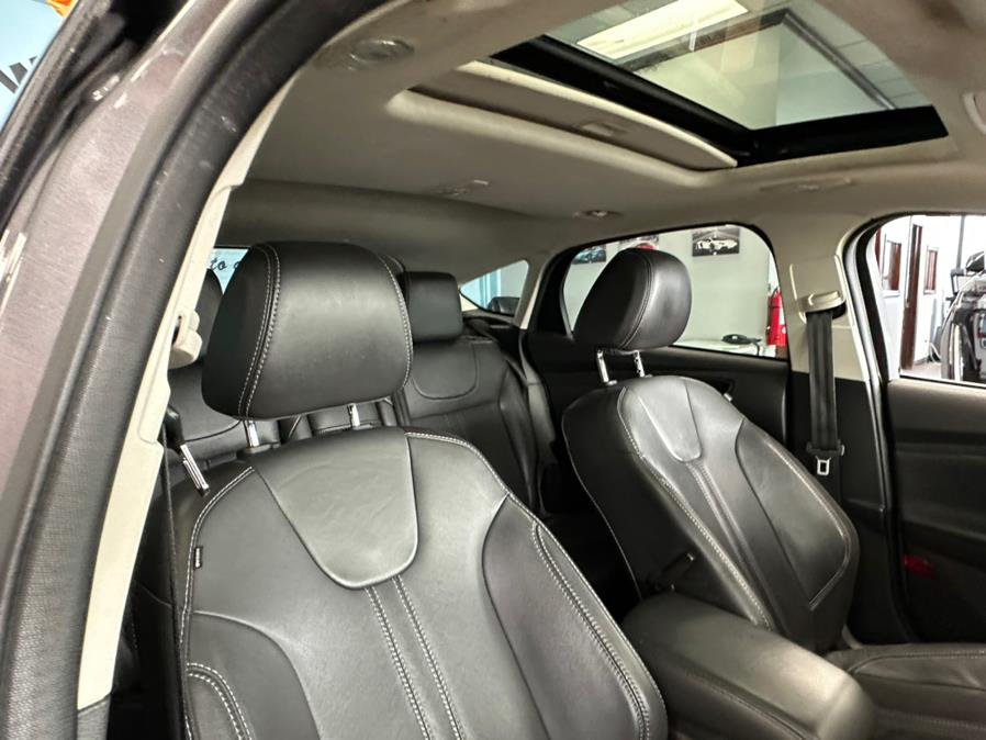 2013 Ford Focus 5dr HB SE, available for sale in Inwood, New York | 5 Towns Drive. Inwood, New York 2013 Ford Focus 5dr HB SE, available for sale in Inwood, New York | 5 Towns Drive. Inwood, New York