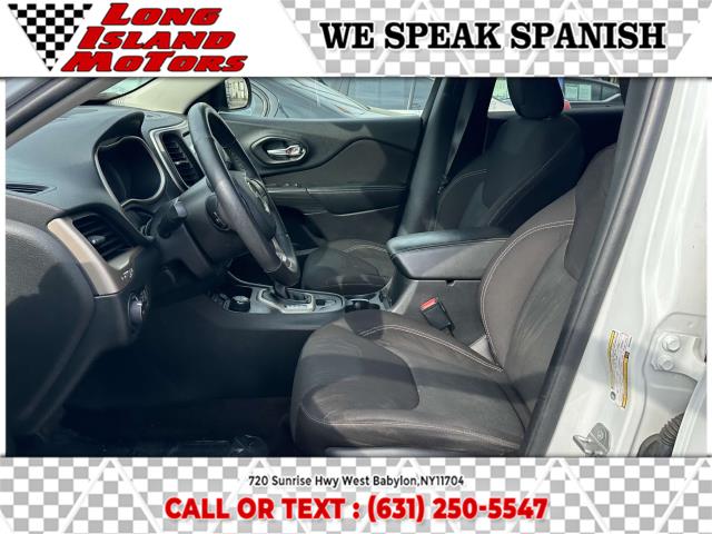 2016 Jeep Cherokee 4WD 4dr Latitude, available for sale in West Babylon, New York | Long Island Motors. West Babylon, New York 2016 Jeep Cherokee 4WD 4dr Latitude, available for sale in West Babylon, New York | Long Island Motors. West Babylon, New York