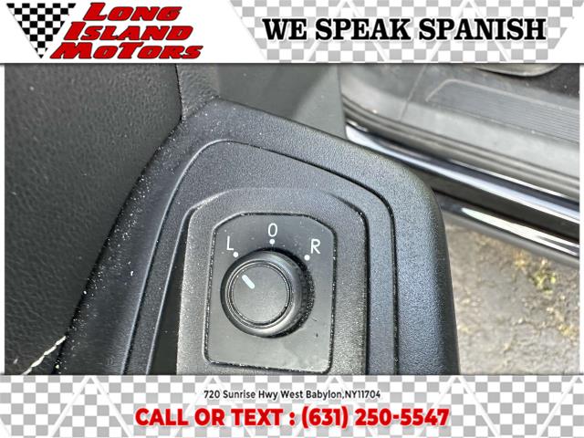 2020 Volkswagen Atlas Cross Sport 3.6L V6 SEL R-Line 4MOTION, available for sale in West Babylon, New York | Long Island Motors. West Babylon, New York 2020 Volkswagen Atlas Cross Sport 3.6L V6 SEL R-Line 4MOTION, available for sale in West Babylon, New York | Long Island Motors. West Babylon, New York