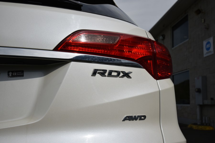 2014 Acura RDX AWD 4dr Tech Pkg, available for sale in Waterbury, Connecticut | Highline Car Connection. Waterbury, Connecticut 2014 Acura RDX AWD 4dr Tech Pkg, available for sale in Waterbury, Connecticut | Highline Car Connection. Waterbury, Connecticut