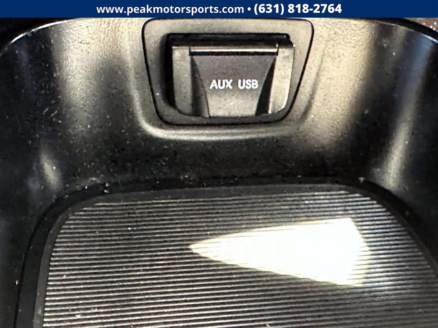 2013 Hyundai Santa Fe AWD 4dr Sport, available for sale in Bayshore, New York | Peak Automotive Inc.. Bayshore, New York 2013 Hyundai Santa Fe AWD 4dr Sport, available for sale in Bayshore, New York | Peak Automotive Inc.. Bayshore, New York