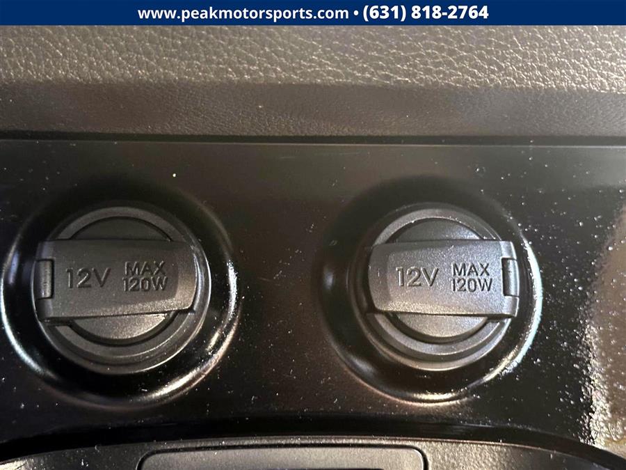 2013 Hyundai Santa Fe AWD 4dr Sport, available for sale in Bayshore, New York | Peak Automotive Inc.. Bayshore, New York 2013 Hyundai Santa Fe AWD 4dr Sport, available for sale in Bayshore, New York | Peak Automotive Inc.. Bayshore, New York