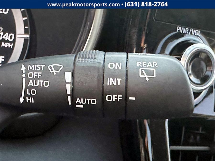 2021 Toyota Highlander Hybrid Platinum AWD (Natl), available for sale in Bayshore, New York | Peak Automotive Inc.. Bayshore, New York 2021 Toyota Highlander Hybrid Platinum AWD (Natl), available for sale in Bayshore, New York | Peak Automotive Inc.. Bayshore, New York