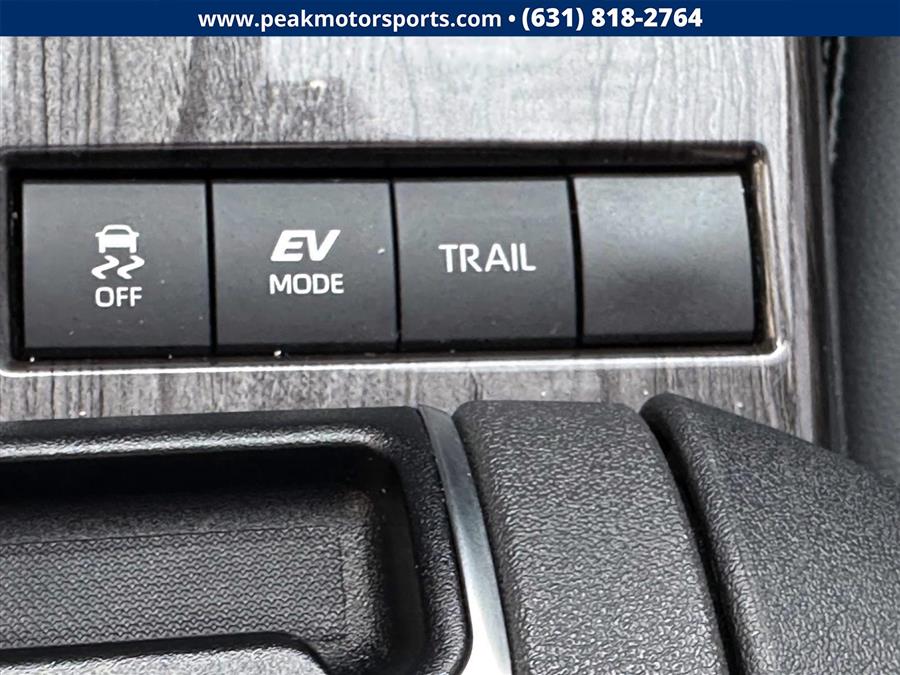 2021 Toyota Highlander Hybrid Platinum AWD (Natl), available for sale in Bayshore, New York | Peak Automotive Inc.. Bayshore, New York 2021 Toyota Highlander Hybrid Platinum AWD (Natl), available for sale in Bayshore, New York | Peak Automotive Inc.. Bayshore, New York