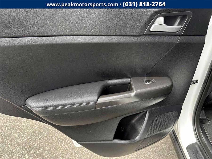 2020 Kia Sportage LX AWD, available for sale in Bayshore, New York | Peak Automotive Inc.. Bayshore, New York 2020 Kia Sportage LX AWD, available for sale in Bayshore, New York | Peak Automotive Inc.. Bayshore, New York