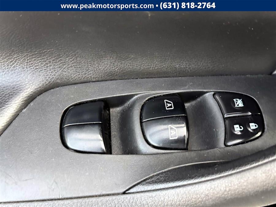 2015 Nissan Altima 4dr Sdn I4 2.5 SL, available for sale in Bayshore, New York | Peak Automotive Inc.. Bayshore, New York 2015 Nissan Altima 4dr Sdn I4 2.5 SL, available for sale in Bayshore, New York | Peak Automotive Inc.. Bayshore, New York