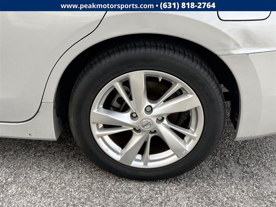 2015 Nissan Altima 4dr Sdn I4 2.5 SL, available for sale in Bayshore, New York | Peak Automotive Inc.. Bayshore, New York 2015 Nissan Altima 4dr Sdn I4 2.5 SL, available for sale in Bayshore, New York | Peak Automotive Inc.. Bayshore, New York