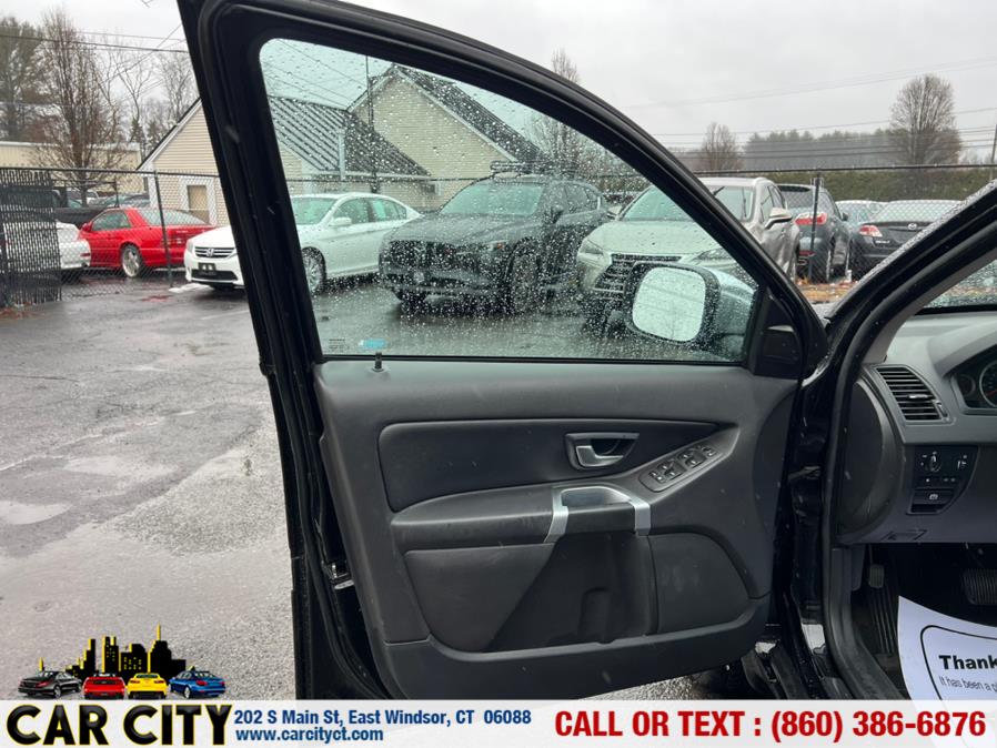 2013 Volvo XC90 AWD 4dr Premier Plus, available for sale in East Windsor, Connecticut | Car City LLC. East Windsor, Connecticut 2013 Volvo XC90 AWD 4dr Premier Plus, available for sale in East Windsor, Connecticut | Car City LLC. East Windsor, Connecticut
