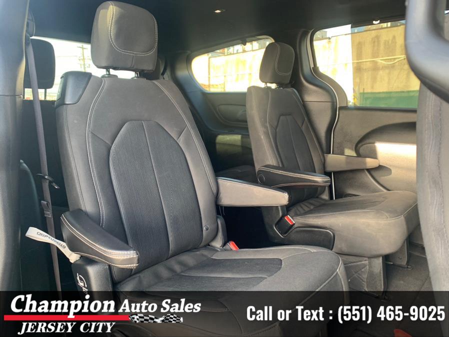 2020 Chrysler Pacifica Touring FWD, available for sale in Jersey City, New Jersey | Champion Auto Sales. Jersey City, New Jersey 2020 Chrysler Pacifica Touring FWD, available for sale in Jersey City, New Jersey | Champion Auto Sales. Jersey City, New Jersey