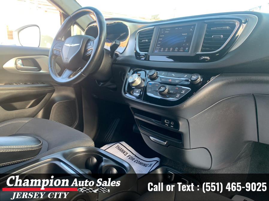 2020 Chrysler Pacifica Touring FWD, available for sale in Jersey City, New Jersey | Champion Auto Sales. Jersey City, New Jersey 2020 Chrysler Pacifica Touring FWD, available for sale in Jersey City, New Jersey | Champion Auto Sales. Jersey City, New Jersey