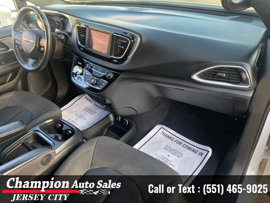2020 Chrysler Pacifica Touring FWD, available for sale in Jersey City, New Jersey | Champion Auto Sales. Jersey City, New Jersey 2020 Chrysler Pacifica Touring FWD, available for sale in Jersey City, New Jersey | Champion Auto Sales. Jersey City, New Jersey
