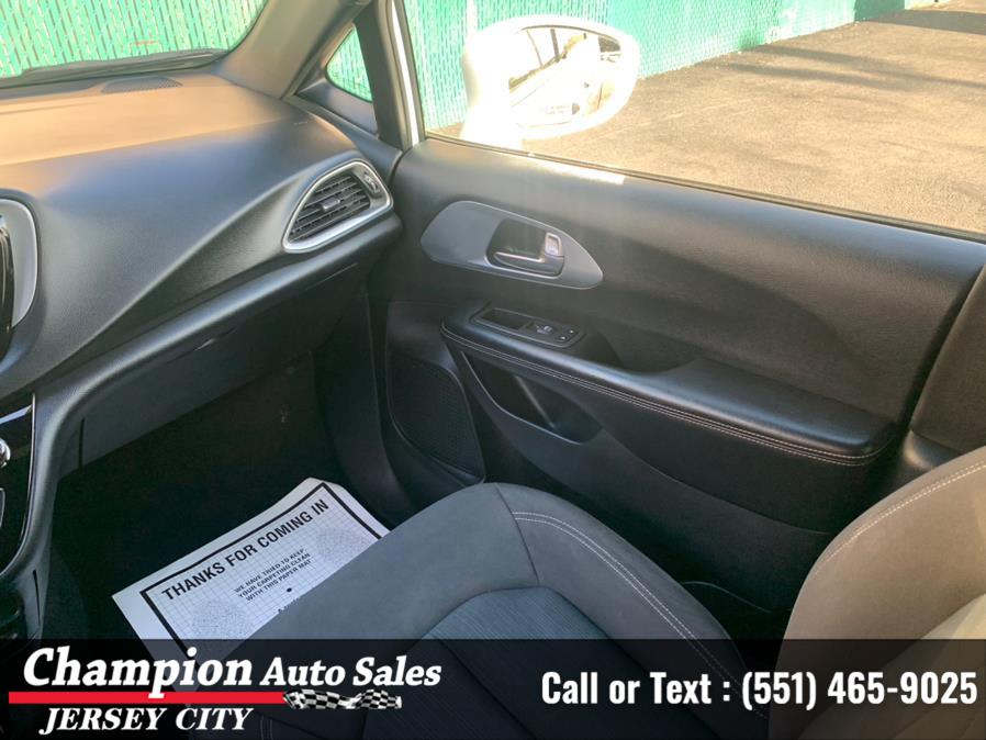 2020 Chrysler Pacifica Touring FWD, available for sale in Jersey City, New Jersey | Champion Auto Sales. Jersey City, New Jersey 2020 Chrysler Pacifica Touring FWD, available for sale in Jersey City, New Jersey | Champion Auto Sales. Jersey City, New Jersey