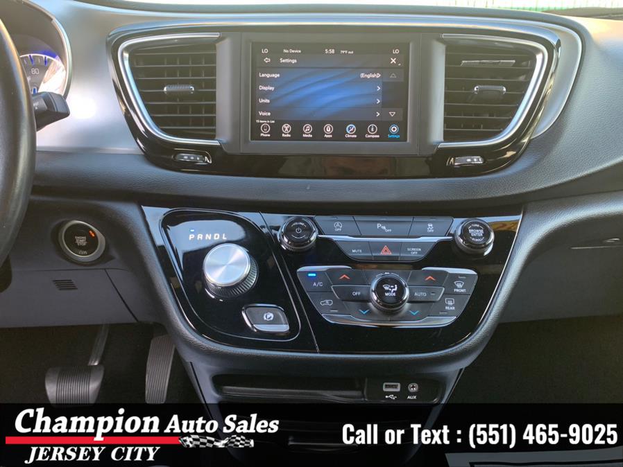 2020 Chrysler Pacifica Touring FWD, available for sale in Jersey City, New Jersey | Champion Auto Sales. Jersey City, New Jersey 2020 Chrysler Pacifica Touring FWD, available for sale in Jersey City, New Jersey | Champion Auto Sales. Jersey City, New Jersey