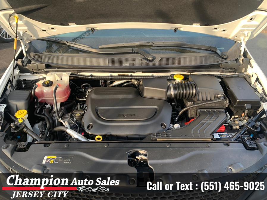 2020 Chrysler Pacifica Touring FWD, available for sale in Jersey City, New Jersey | Champion Auto Sales. Jersey City, New Jersey 2020 Chrysler Pacifica Touring FWD, available for sale in Jersey City, New Jersey | Champion Auto Sales. Jersey City, New Jersey