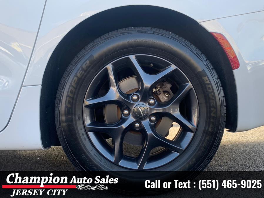 2020 Chrysler Pacifica Touring FWD, available for sale in Jersey City, New Jersey | Champion Auto Sales of JC. Jersey City, New Jersey 2020 Chrysler Pacifica Touring FWD, available for sale in Jersey City, New Jersey | Champion Auto Sales of JC. Jersey City, New Jersey
