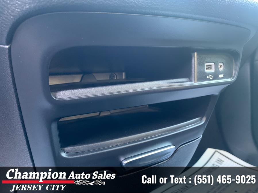 2020 Chrysler Pacifica Touring FWD, available for sale in Jersey City, New Jersey | Champion Auto Sales of JC. Jersey City, New Jersey 2020 Chrysler Pacifica Touring FWD, available for sale in Jersey City, New Jersey | Champion Auto Sales of JC. Jersey City, New Jersey
