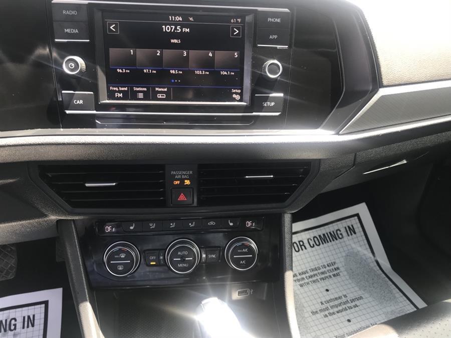 2019 Volkswagen Jetta 1.4T SE, available for sale in Jamaica, New York | Hillside Auto Outlet 2. Jamaica, New York 2019 Volkswagen Jetta 1.4T SE, available for sale in Jamaica, New York | Hillside Auto Outlet 2. Jamaica, New York