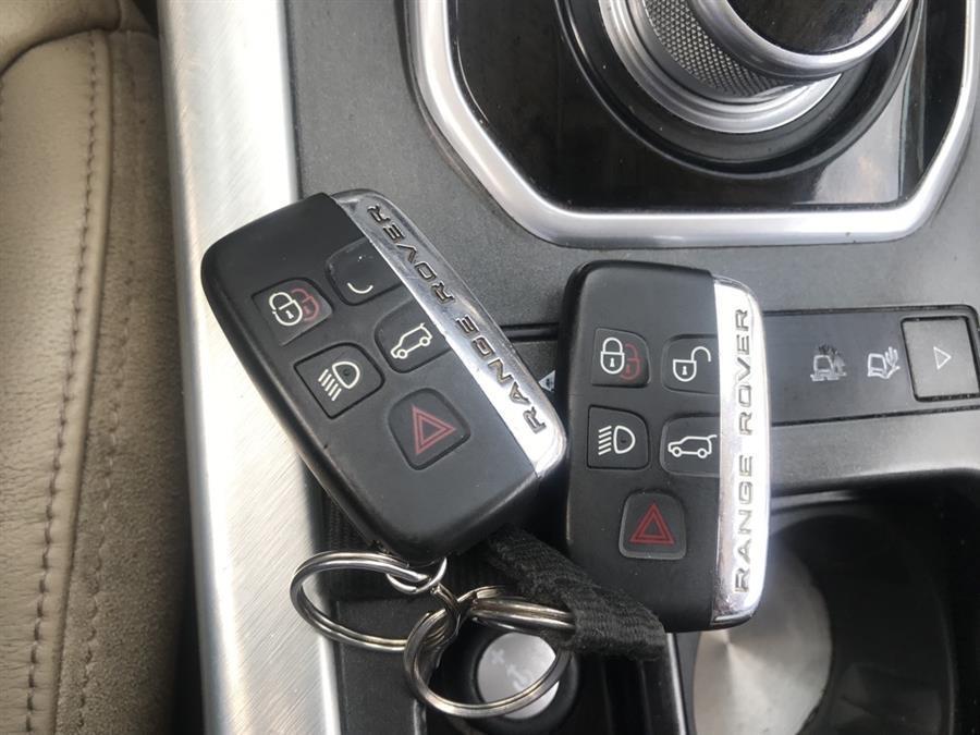 2014 Land Rover Range Rover Evoque Pure, available for sale in Jamaica, New York | Hillside Auto Outlet 2. Jamaica, New York 2014 Land Rover Range Rover Evoque Pure, available for sale in Jamaica, New York | Hillside Auto Outlet 2. Jamaica, New York