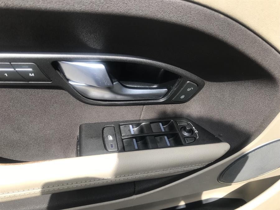 2014 Land Rover Range Rover Evoque Pure, available for sale in Jamaica, New York | Hillside Auto Outlet 2. Jamaica, New York 2014 Land Rover Range Rover Evoque Pure, available for sale in Jamaica, New York | Hillside Auto Outlet 2. Jamaica, New York