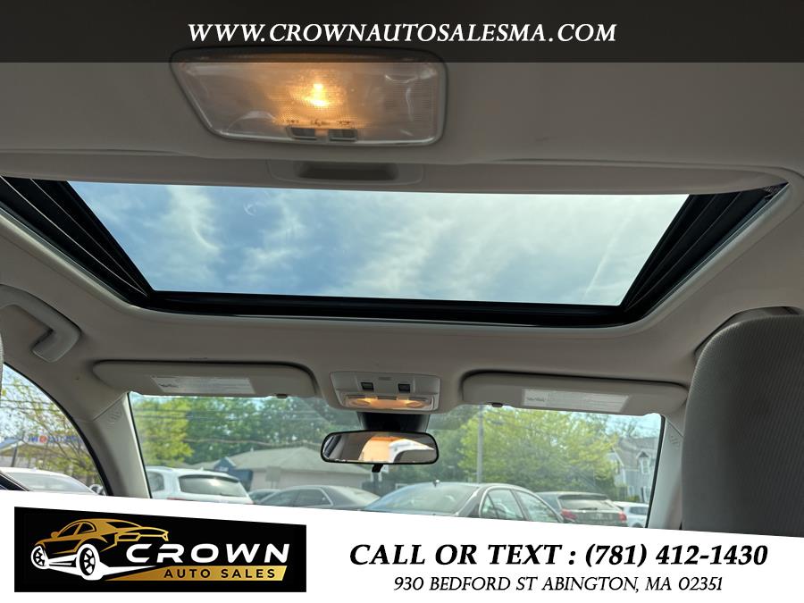 2017 Toyota Corolla LE CVT (Natl), available for sale in Abington, Massachusetts | Crown Auto Sales. Abington, Massachusetts 2017 Toyota Corolla LE CVT (Natl), available for sale in Abington, Massachusetts | Crown Auto Sales. Abington, Massachusetts