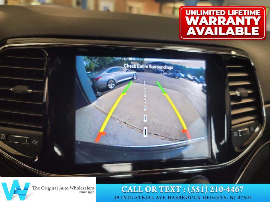 2020 Jeep Grand Cherokee Limited 4x4, available for sale in Hasbrouck Heights, New Jersey | AW Auto & Truck Wholesalers, Inc. Hasbrouck Heights, New Jersey 2020 Jeep Grand Cherokee Limited 4x4, available for sale in Hasbrouck Heights, New Jersey | AW Auto & Truck Wholesalers, Inc. Hasbrouck Heights, New Jersey