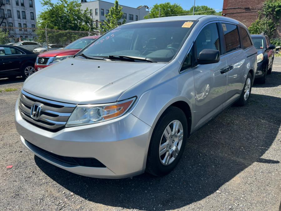 2013 Honda Odyssey 5dr LX, available for sale in Brooklyn, New York | Atlantic Used Car Sales. Brooklyn, New York 2013 Honda Odyssey 5dr LX, available for sale in Brooklyn, New York | Atlantic Used Car Sales. Brooklyn, New York