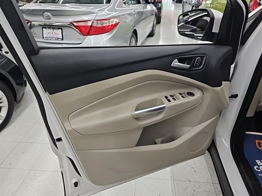 2017 Ford Escape SE 4WD, available for sale in West Haven, Connecticut | Auto Fair Inc.. West Haven, Connecticut 2017 Ford Escape SE 4WD, available for sale in West Haven, Connecticut | Auto Fair Inc.. West Haven, Connecticut