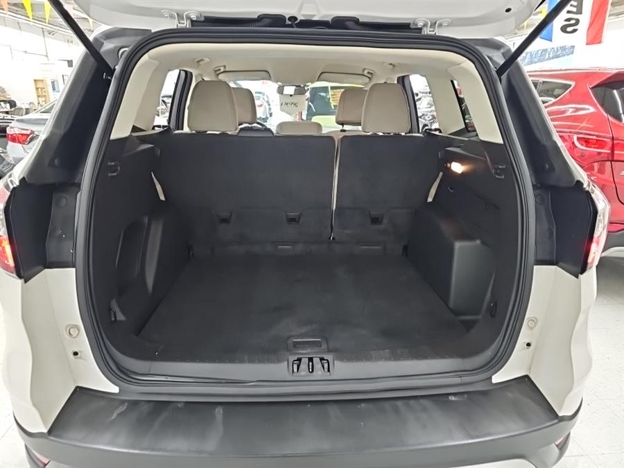 2017 Ford Escape SE 4WD, available for sale in West Haven, Connecticut | Auto Fair Inc.. West Haven, Connecticut 2017 Ford Escape SE 4WD, available for sale in West Haven, Connecticut | Auto Fair Inc.. West Haven, Connecticut