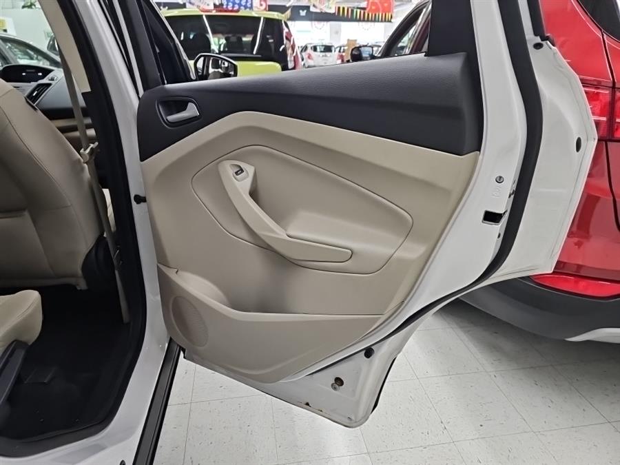 2017 Ford Escape SE 4WD, available for sale in West Haven, Connecticut | Auto Fair Inc.. West Haven, Connecticut 2017 Ford Escape SE 4WD, available for sale in West Haven, Connecticut | Auto Fair Inc.. West Haven, Connecticut