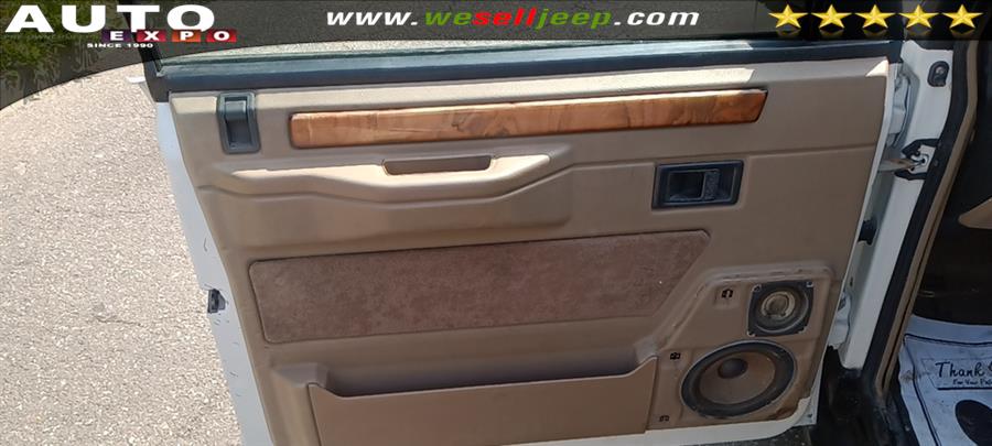 1995 Land Rover Range Rover 4dr Wagon County Classic 100" WB, available for sale in Huntington, New York | Auto Expo. Huntington, New York 1995 Land Rover Range Rover 4dr Wagon County Classic 100" WB, available for sale in Huntington, New York | Auto Expo. Huntington, New York