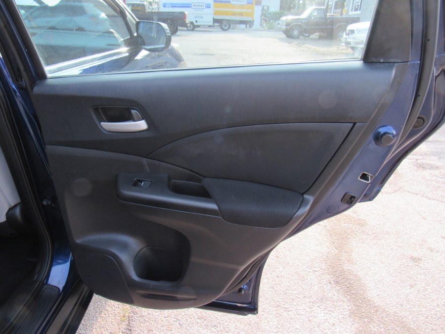 2015 Honda CR-V LX, available for sale in Worcester, Massachusetts | Hilario's Auto Sales Inc.. Worcester, Massachusetts 2015 Honda CR-V LX, available for sale in Worcester, Massachusetts | Hilario's Auto Sales Inc.. Worcester, Massachusetts