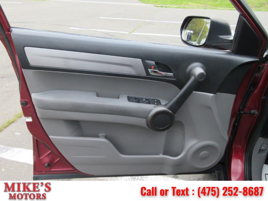 2011 Honda CR-V 4WD 5dr LX, available for sale in Stratford, Connecticut | Mike's Motors LLC. Stratford, Connecticut 2011 Honda CR-V 4WD 5dr LX, available for sale in Stratford, Connecticut | Mike's Motors LLC. Stratford, Connecticut