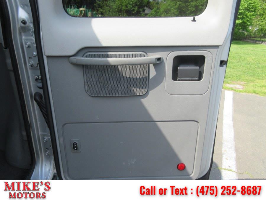 2009 Ford Econoline Wagon E-350 Super Duty XLT, available for sale in Stratford, Connecticut | Mike's Motors LLC. Stratford, Connecticut 2009 Ford Econoline Wagon E-350 Super Duty XLT, available for sale in Stratford, Connecticut | Mike's Motors LLC. Stratford, Connecticut
