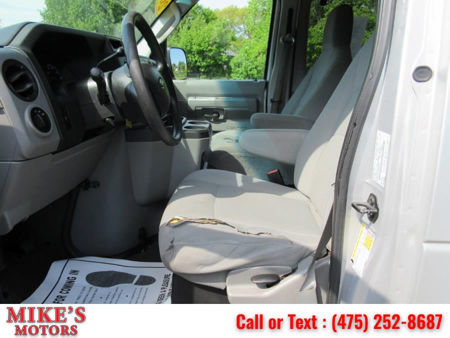 2009 Ford Econoline Wagon E-350 Super Duty XLT, available for sale in Stratford, Connecticut | Mike's Motors LLC. Stratford, Connecticut 2009 Ford Econoline Wagon E-350 Super Duty XLT, available for sale in Stratford, Connecticut | Mike's Motors LLC. Stratford, Connecticut